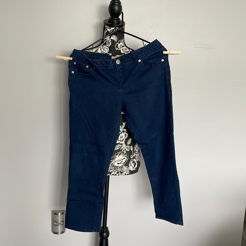 No Boundaries Dark Blue Capris size Junior 11